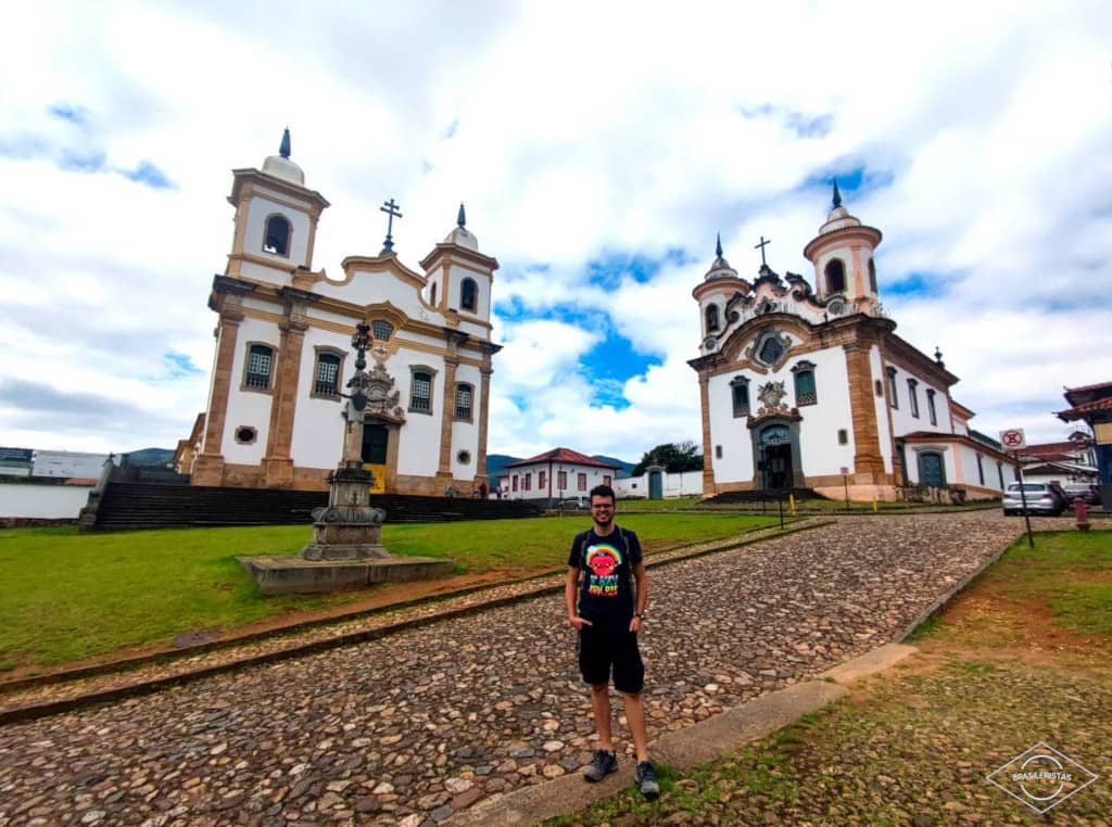 Pelourinho de Mariana en la Plaza de Minas Gerais