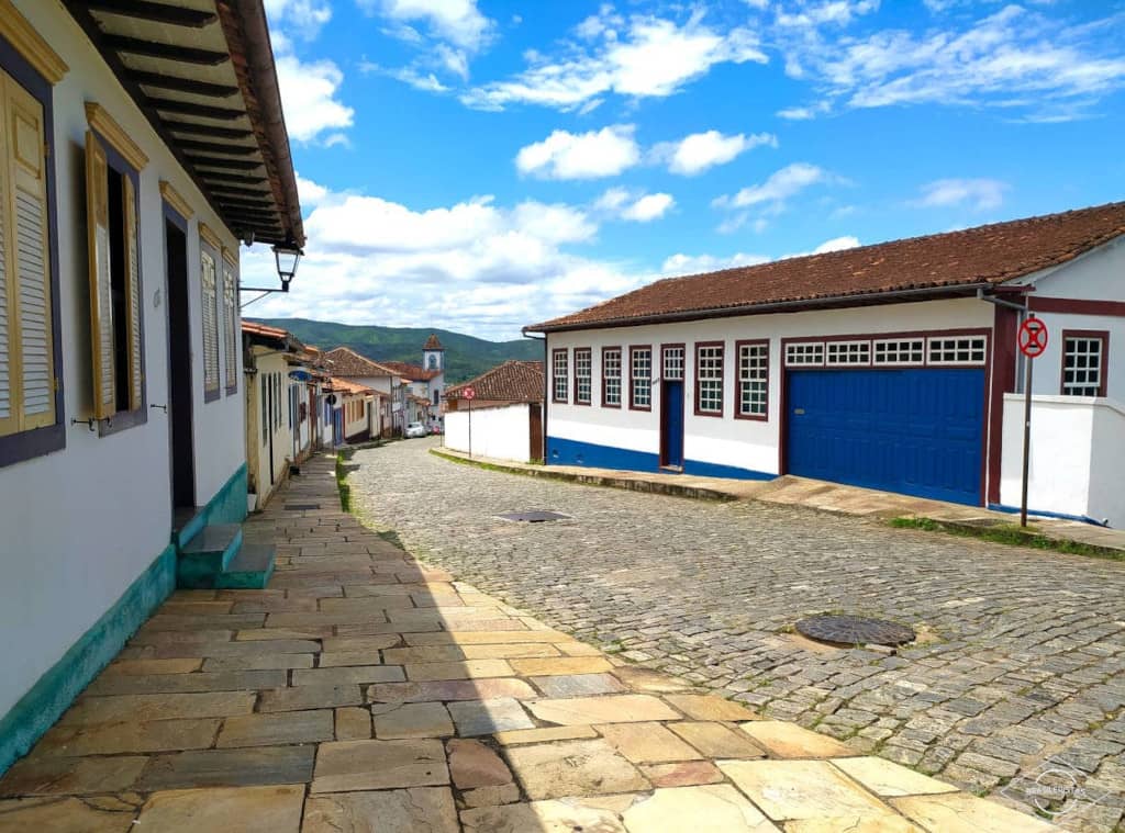 Una de las calles del centro de Mariana